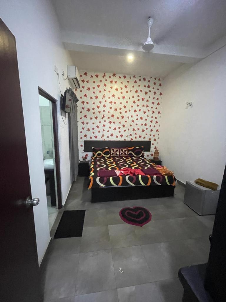 Oyo Kings Hotel Katunayaka Dış mekan fotoğraf